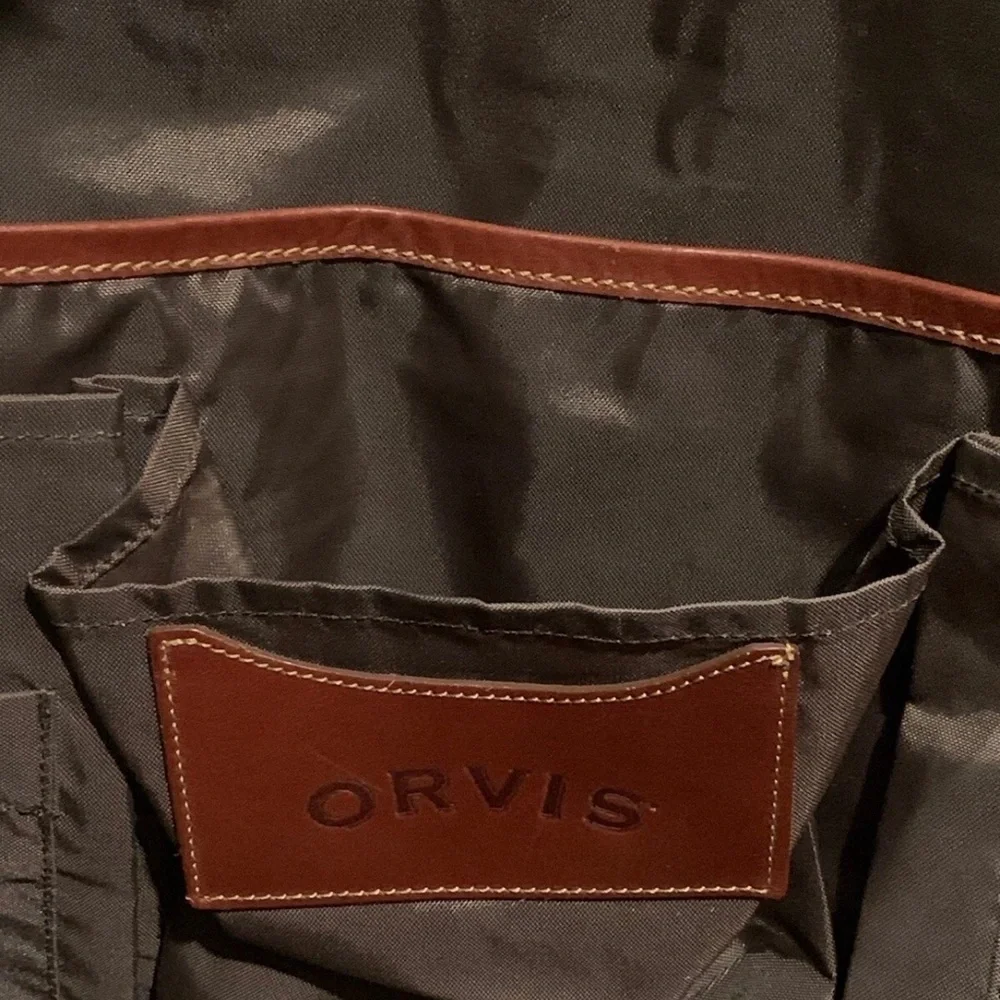 VINTAGE ORVIS BATTENKILL MESSENGER BRIEFCASE TRAVEL BAG BROWN LEATHER *RARE*